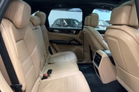 Porsche Cayenne vaihtoauto