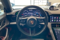 Porsche Taycan vaihtoauto