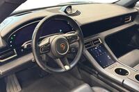 Porsche Taycan vaihtoauto