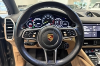 Porsche Cayenne vaihtoauto