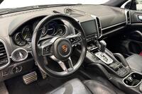 Porsche Cayenne vaihtoauto
