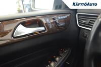 Mercedes-Benz ML vaihtoauto