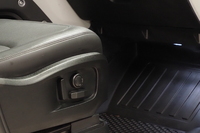 Land Rover Defender vaihtoauto