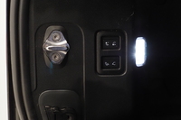 Land Rover Defender vaihtoauto