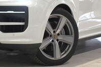 Porsche Cayenne vaihtoauto