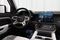 Land Rover Defender vaihtoauto