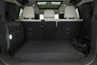 Land Rover Defender vaihtoauto
