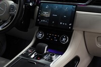 Jaguar F-PACE vaihtoauto