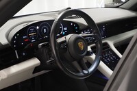 Porsche Taycan vaihtoauto