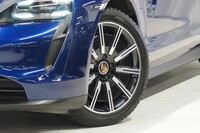 Porsche Taycan vaihtoauto