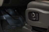 Land Rover Defender vaihtoauto