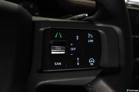 Land Rover Defender vaihtoauto