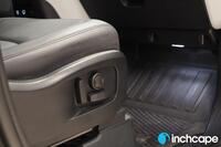 Land Rover Defender vaihtoauto