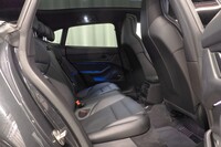 Porsche Taycan vaihtoauto