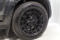 Land Rover Defender vaihtoauto