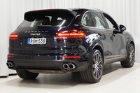 Porsche Cayenne vaihtoauto