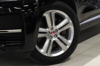 Jaguar F-PACE vaihtoauto