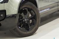 Land Rover Defender vaihtoauto