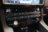 Jaguar F-PACE vaihtoauto