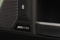 Land Rover Defender vaihtoauto