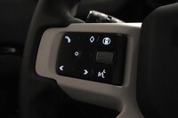 Land Rover Defender vaihtoauto