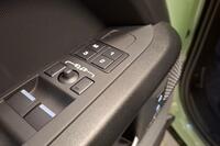 Land Rover Defender vaihtoauto