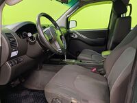 Nissan Navara vaihtoauto