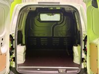Ford Transit Courier vaihtoauto