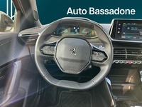 Peugeot e-2008 vaihtoauto