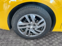 Peugeot 208 vaihtoauto