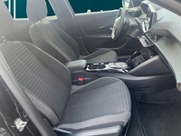 Peugeot e-2008 vaihtoauto