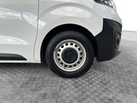 Opel Vivaro vaihtoauto