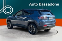 Jeep Compass vaihtoauto