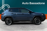 Jeep Compass vaihtoauto