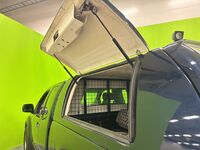 Nissan Navara vaihtoauto