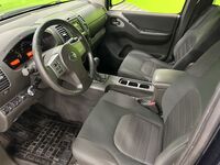 Nissan Navara vaihtoauto