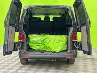 Volkswagen Caravelle vaihtoauto