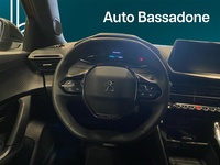 Peugeot e-2008 vaihtoauto