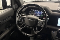 Land Rover Defender vaihtoauto