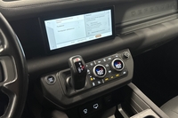Land Rover Defender vaihtoauto
