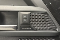 Land Rover Defender vaihtoauto