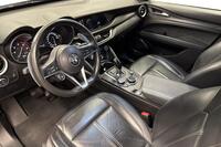 Alfa Romeo Stelvio vaihtoauto
