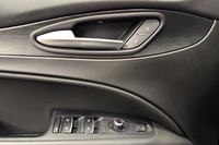 Alfa Romeo Stelvio vaihtoauto