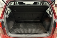 Volkswagen Golf Sportsvan vaihtoauto