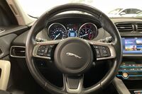 Jaguar F-PACE vaihtoauto