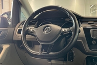Volkswagen Touran vaihtoauto