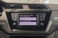 Volkswagen Touran vaihtoauto