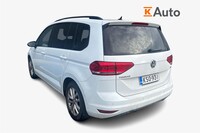 Volkswagen Touran vaihtoauto