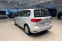 Volkswagen Touran vaihtoauto