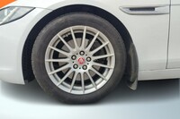 Jaguar XE vaihtoauto